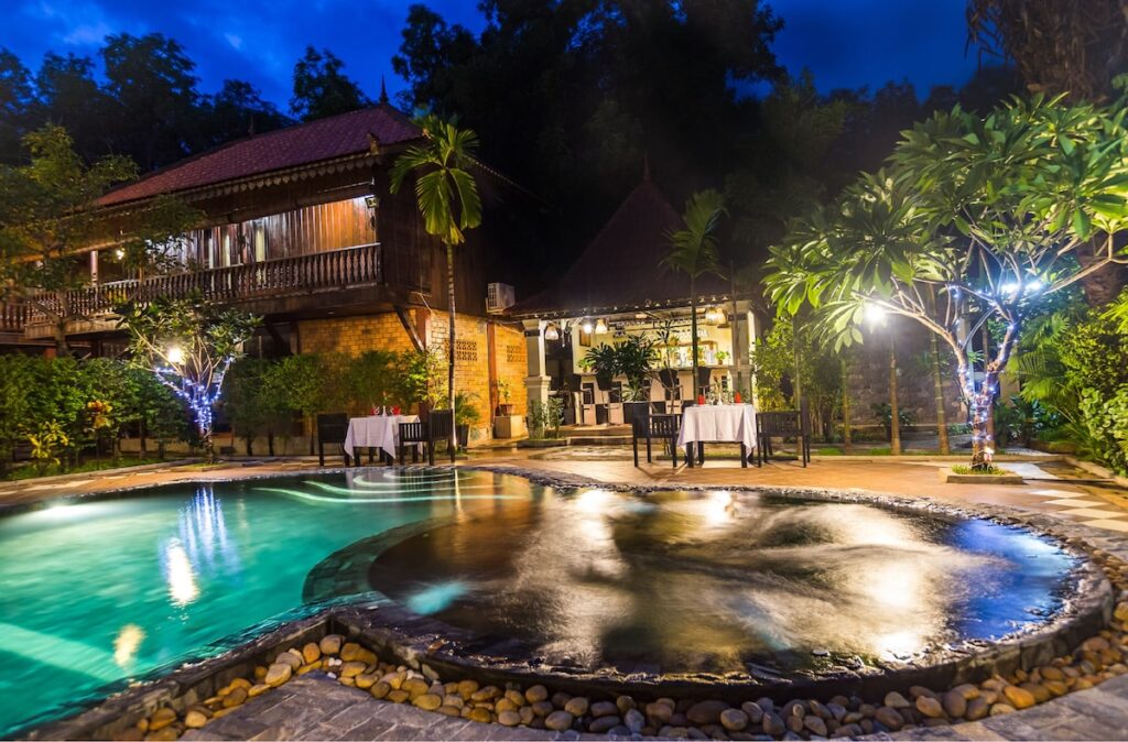 Arya Angkor Resort Hotel Pool