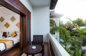 Deluxe-Triple-Room-4